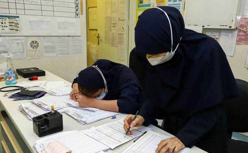 کدخدا را دیده اند که قصد چاپیدن ده را کرده&nbsp;اند!