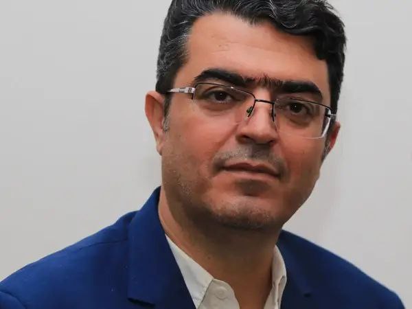 هدیه حاکمیت به معلمان مطالبه گر کشور در روز جهانی معلم: اخراج اسماعیل عبدی از کار با حکم هیأت تخلفات اداری آموزش و پرورش شهرستان‌های&nbsp;تهران