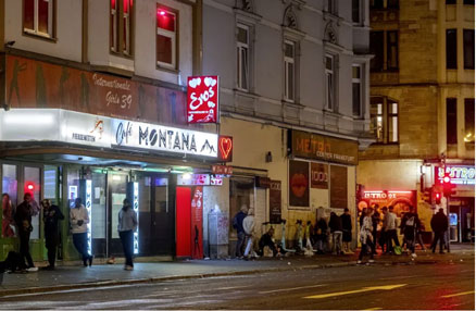 قانونی شدن کارگران جنسی در بلژیک: رویکرد درست کدام&nbsp;است؟