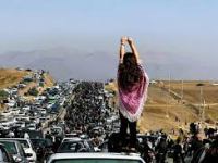 تاثیر خیزش های انقلابی دی ماه ۹۶، آبان ۹۸ و خیزش مهسا بر جنبش&nbsp;زنان