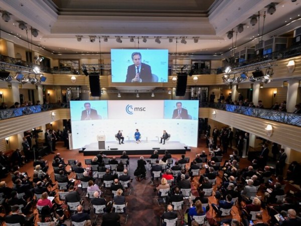 مونیخ ۲۰۲۶؛ امنیت برای چه کسی؟ شکاف آتلانتیک، نظامی‌گری و پرسش عدالت اجتماعی در&nbsp;اروپا!