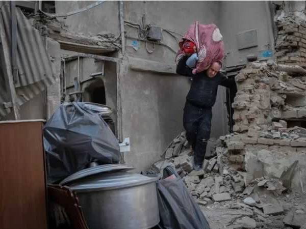 سال نو و بهاری که پشت آوار مانده&nbsp;است!